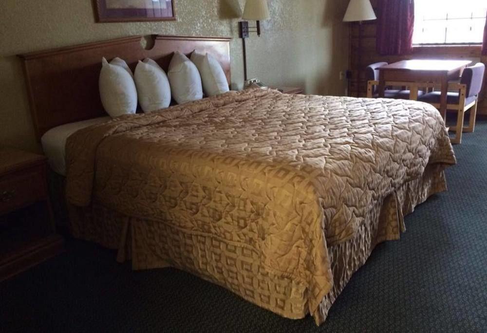 Log Cabin Inn Bay Minette Zewnętrze zdjęcie